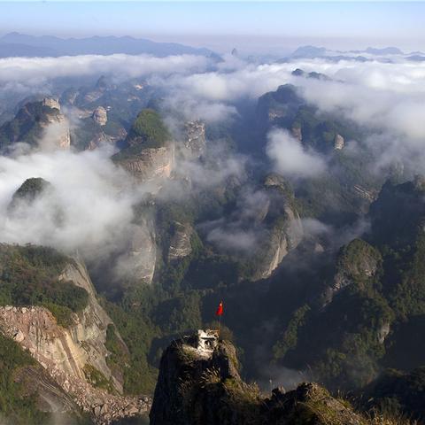 桂林市八角寨位置在哪里