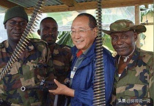 中国人非洲经商记：年入千万，危机四伏，出门必带配枪保镖