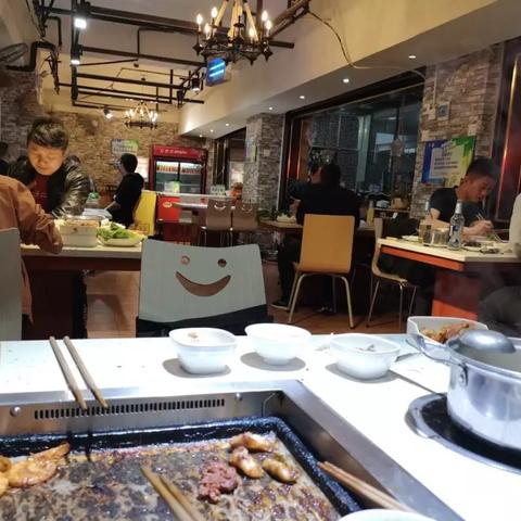 昆明市经开区自助餐推荐的长尾关键词有什么