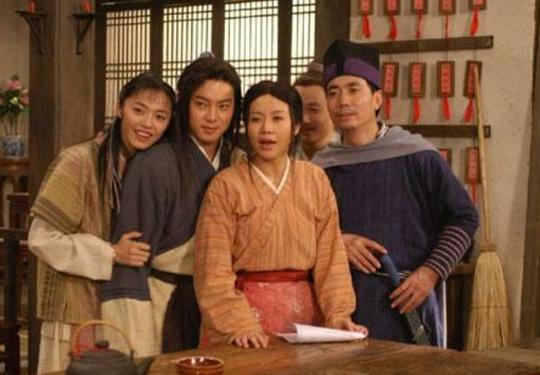 “人无笑脸莫开店”，更经典的是后半句，老祖宗的生意经！