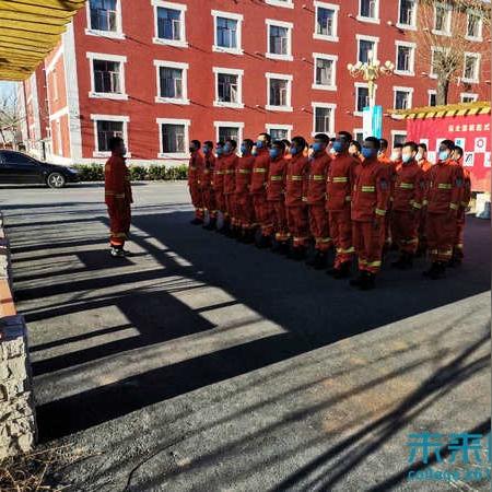 吉林大学和武汉理工大学哪个好？