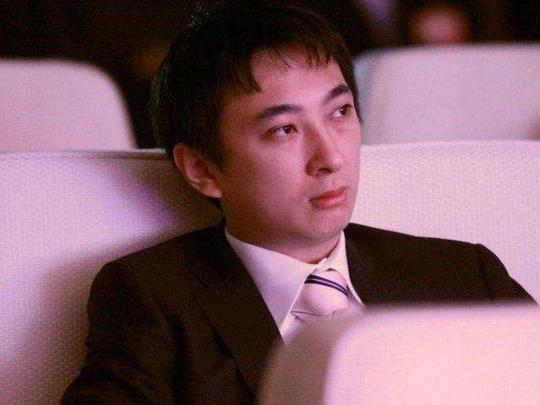创业亏20亿遭拍卖，投资的公司卷入“吸毒门”，王思聪水逆无尽头