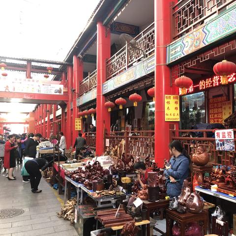 济南哪里卖瓷器相关长尾关键词有哪些