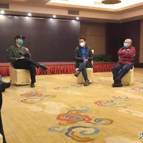 足球打比赛怎么分配队员