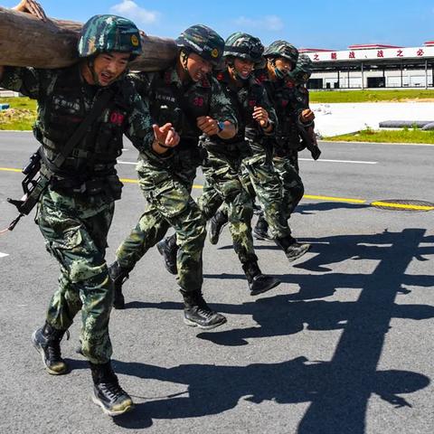 福建有武警学院或军校吗？