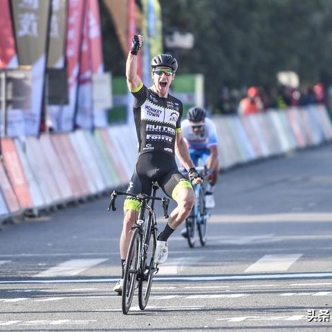 福州哪里靠近海边？