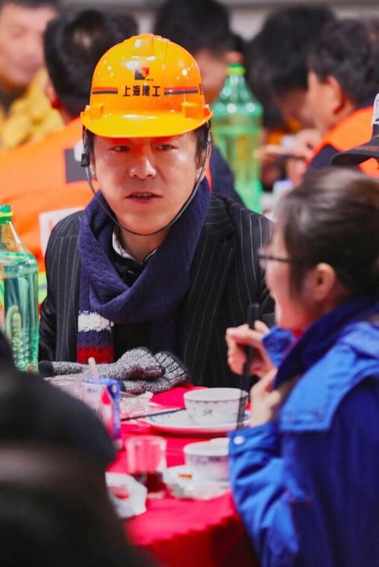 两个中年大叔告诉所有年轻人：人生最坏的结局，不过是大器晚成
