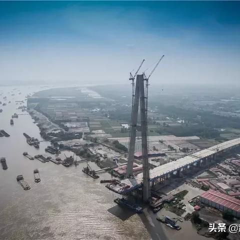 世界跨度最大！湖北武汉，长江上首座双层公路大桥通车, 你怎么看？
