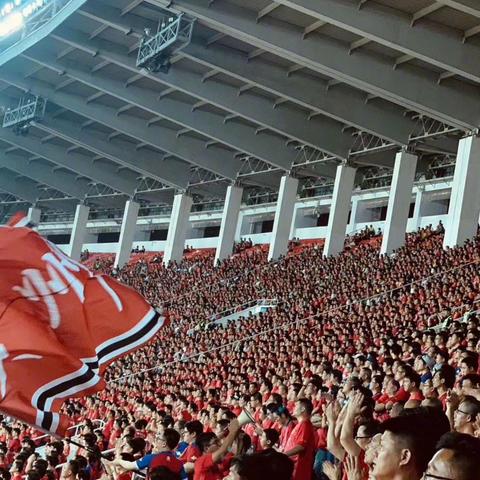 广州市小学生人数多少