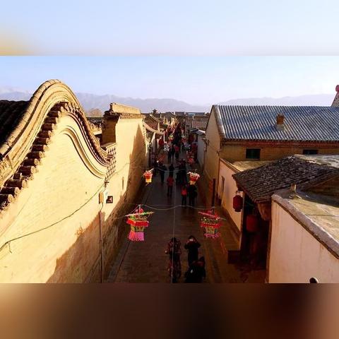 天下第一戏楼讲的什么