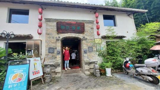 浙江遂昌90后小伙儿，创业做餐饮，引得每天超多人上门拜师求艺