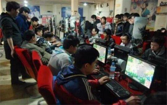 网吧黑色产业你知道几个？网友：怪不得没人也不倒闭