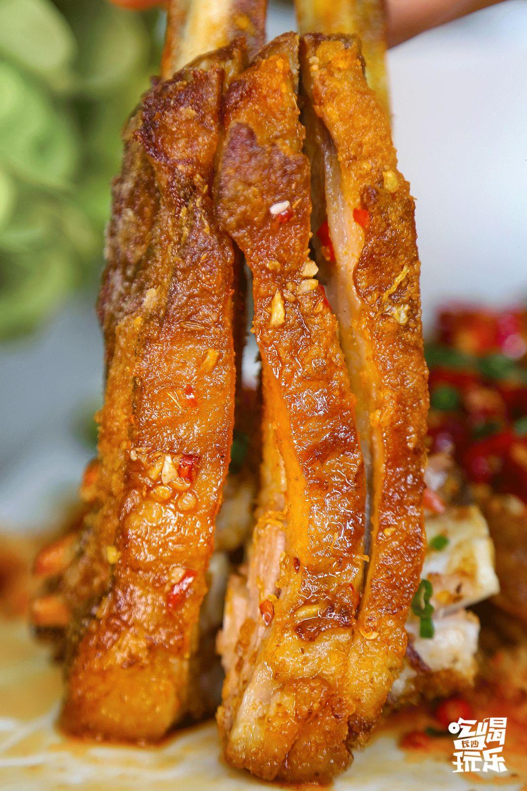 ktv吃什么美食（酒吧可以带吃的吗）