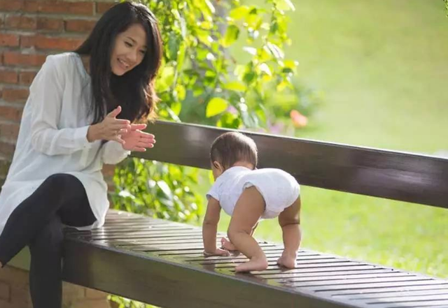 宝宝几岁学走路最好 宝宝几岁学走路最好