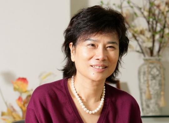 董明珠：死老公而创业的女强人，5场直播卖了178亿
