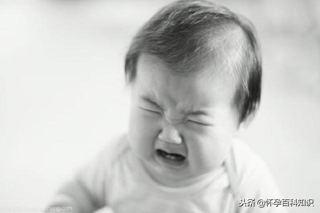 宝宝屁多正常吗