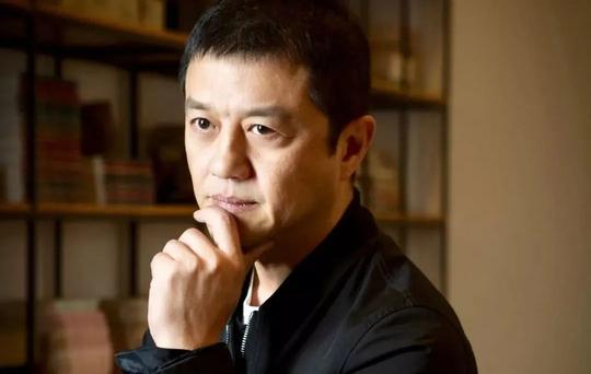 李亚鹏否认挖角李子柒团队，生意失败后走田园网红路线？有点尴尬