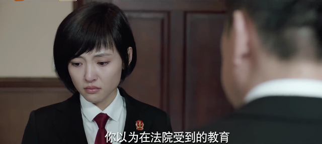 《黑色灯塔》讲述了什么故事