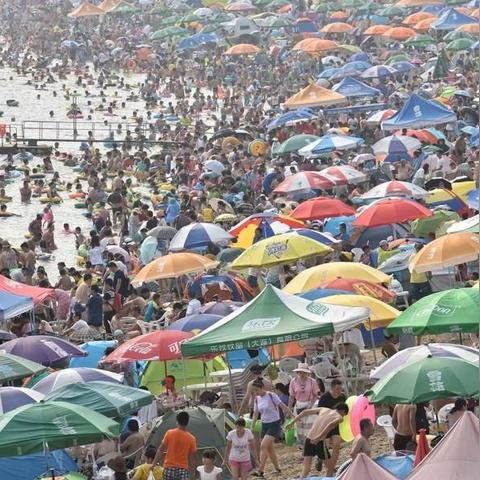 大连市干净的海边在哪个位置