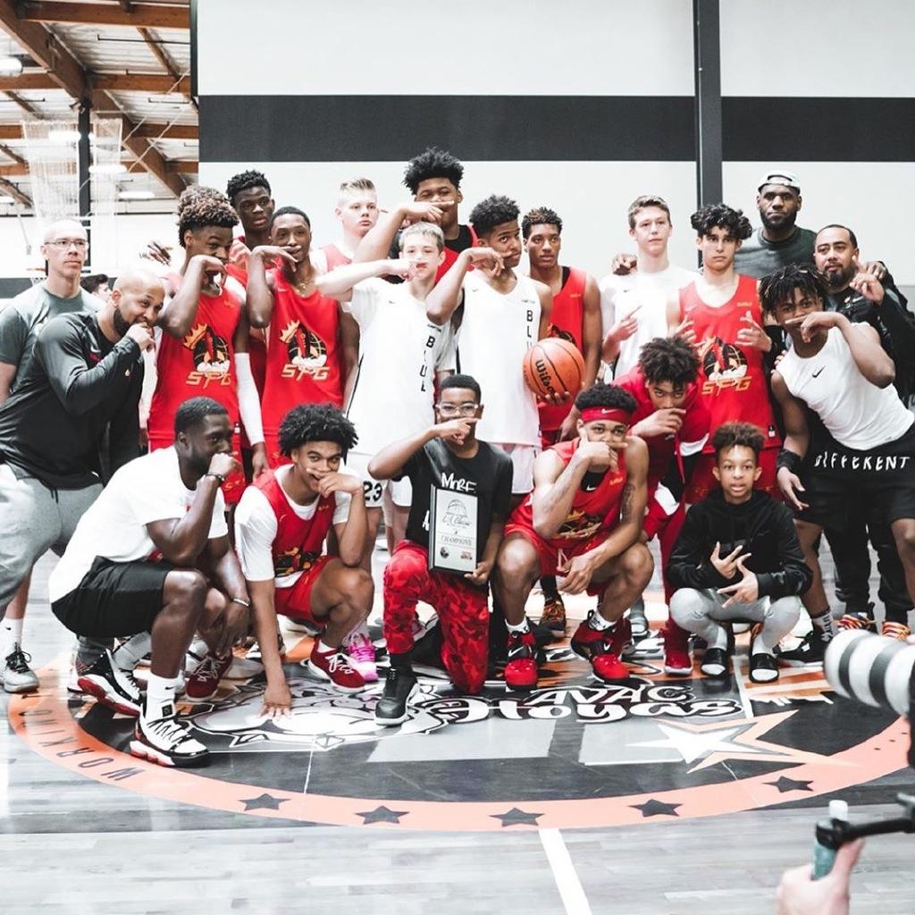 “低成本、高回报：通过INS、照片墙、‎Instagram、IG号购买平台如何快速吸粉”