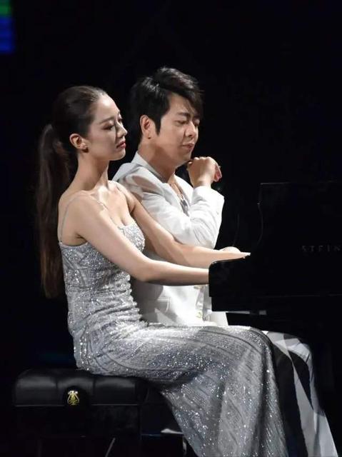 吉娜怀孕真的好吗