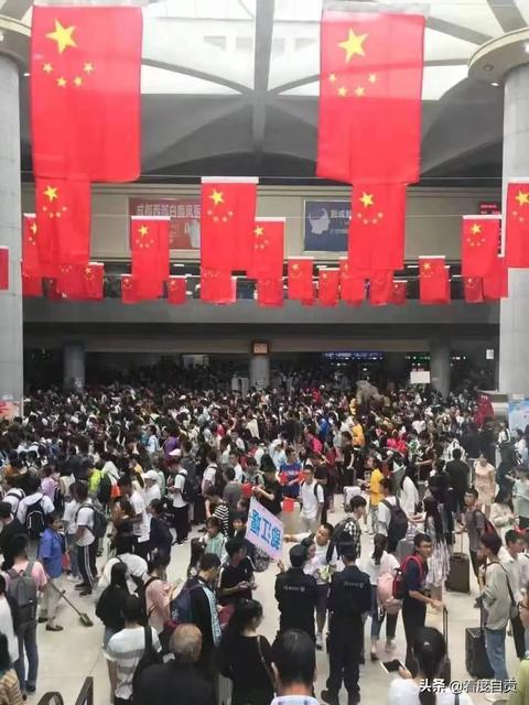春运带娃出行要做好哪些准备