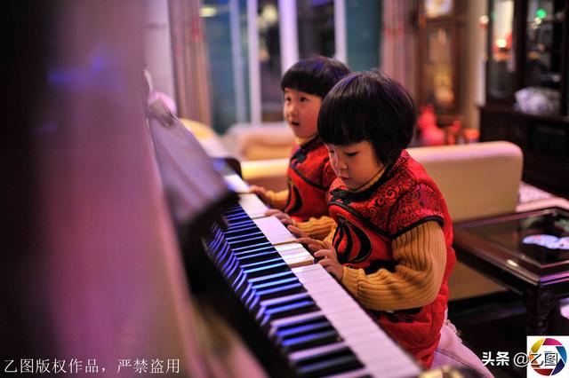 2018年带孩子保姆工资多少钱