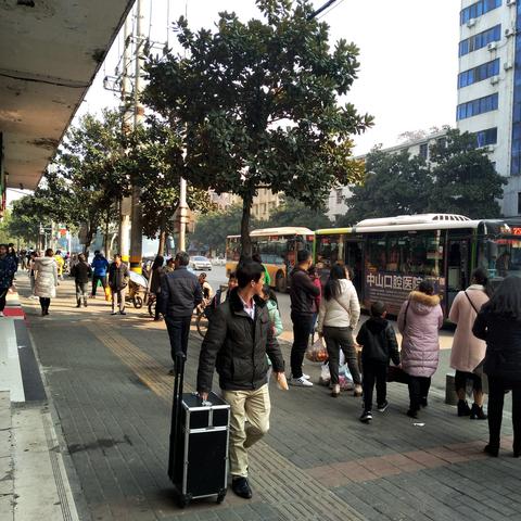 美国黄石公园天气的长尾关键词有哪些