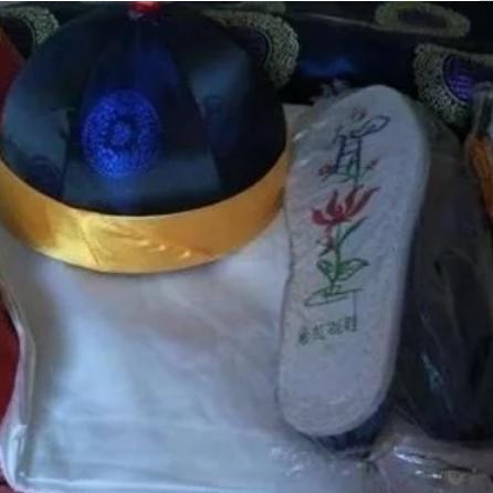 人死后为什么要穿寿衣