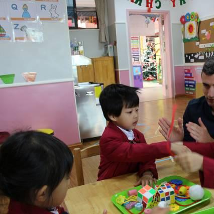 事业单位d类幼儿园面试的内容？