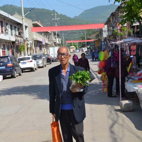 祁家河有什么山