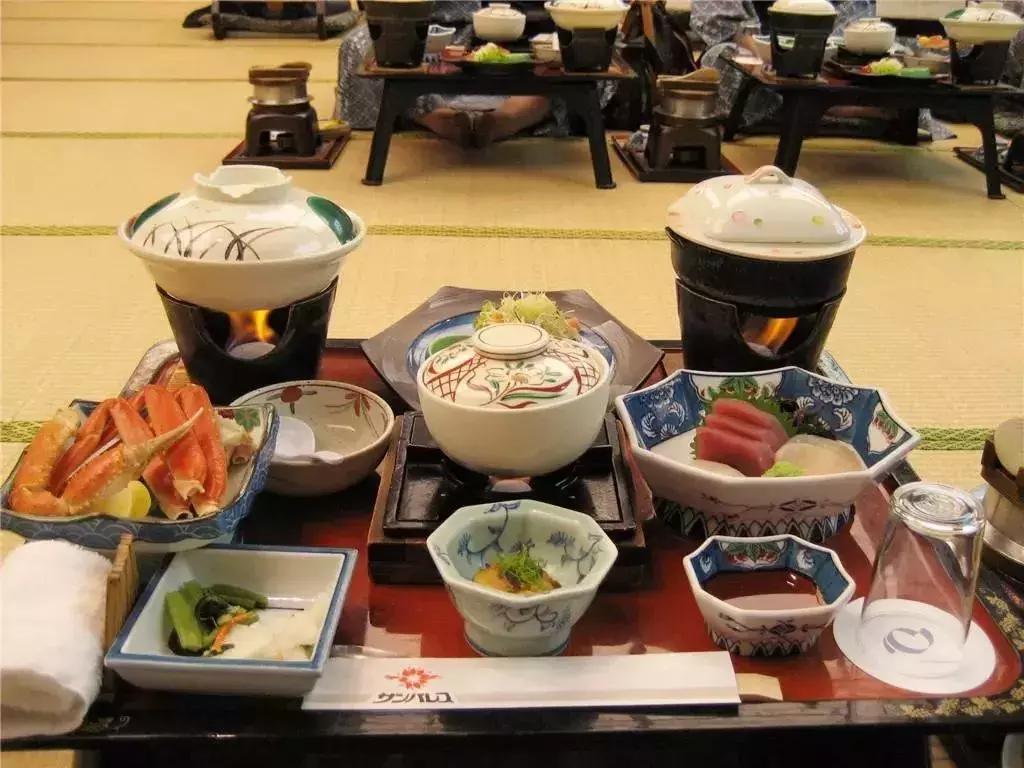什么美食不能辜负人（唯有爱和美食不可辜负的句子）