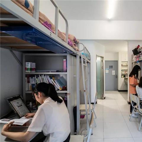 天津哪个技校的宿舍好住