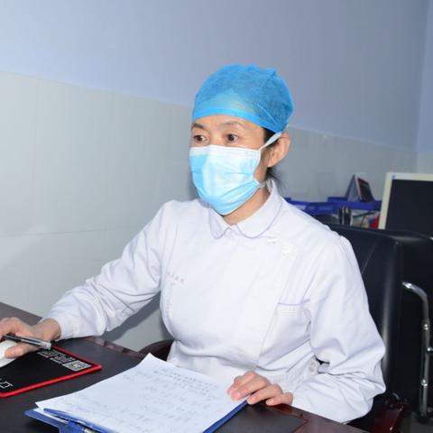 武汉新年烧清香用什么颜色的腊烛？