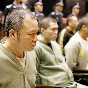 广州警方打掉特大“六合彩”网络赌博团伙，抓获135人, 你怎么看？