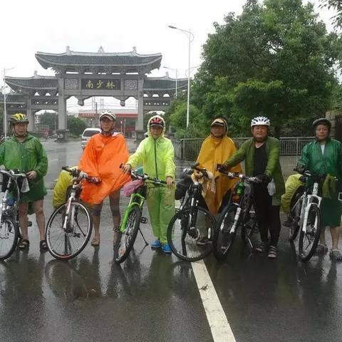 厦门到黄山自助游的相关长尾关键词有哪些