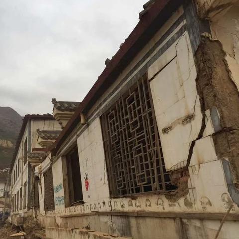 成都市地震纪念馆在哪里