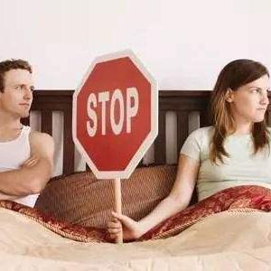 足球运动员艾滋的长尾关键词有哪些