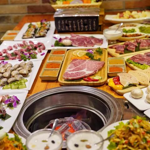 成都市自助火锅烤肉店的长尾关键词有什么