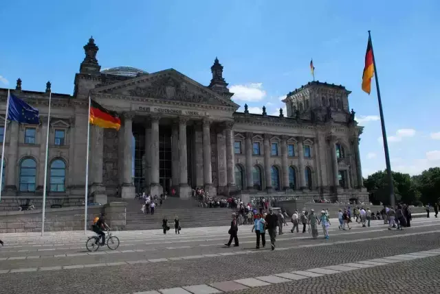 temu发货时产品需要全英文吗 lazada售前需要全英文吗