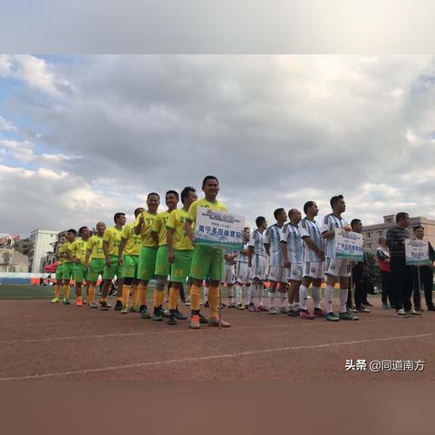 桂林市体育场周边美食街在哪里