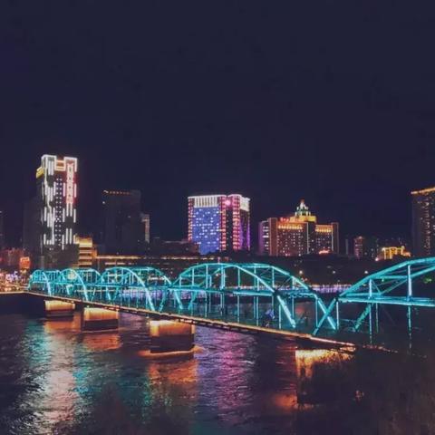 成都到兰州的火车票的相关长尾关键词有哪些