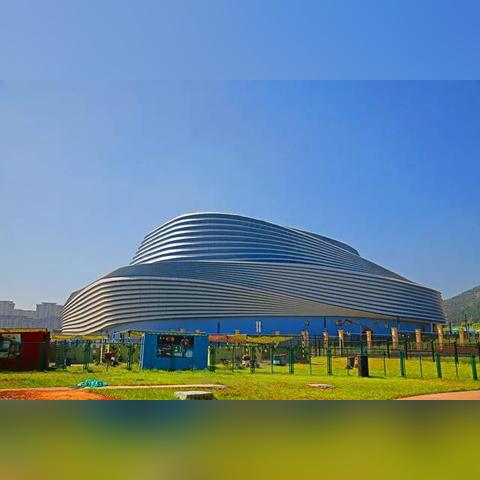 济南市的乐园叫什么园啊