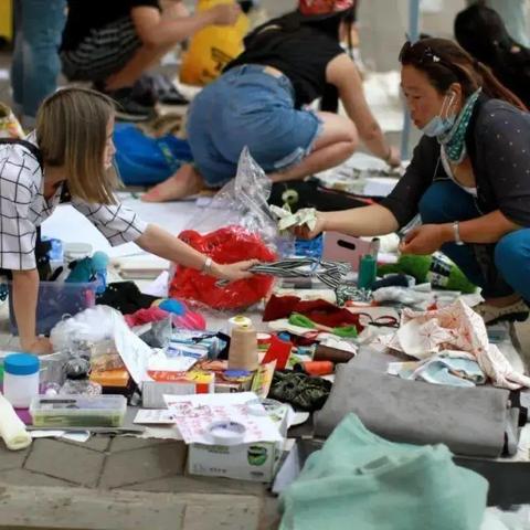 东莞市哪里摆摊有一条街的