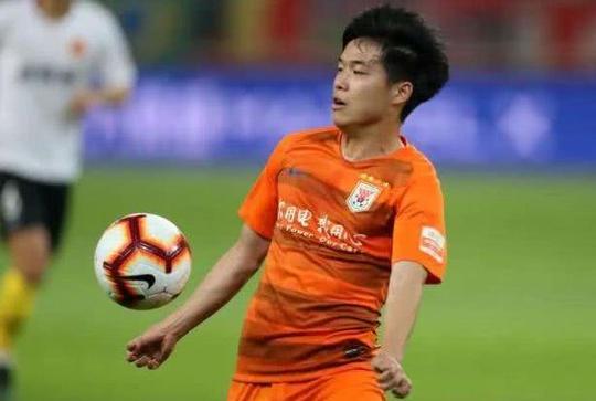 鲁能热身赛0-0平升班马永昌，穆里奇频造险情+韩镕泽数次救主