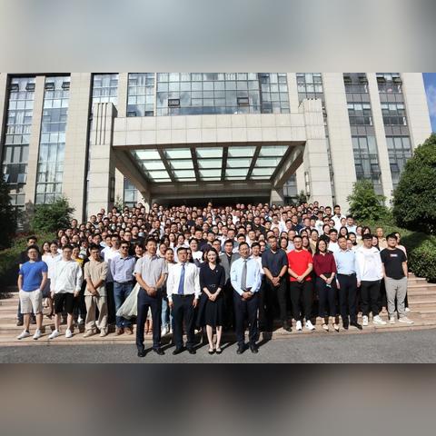 昆明市专业律师预约电话的长尾关键词有哪些