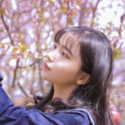 足球运动员刘军的老婆的长尾关键词有什么