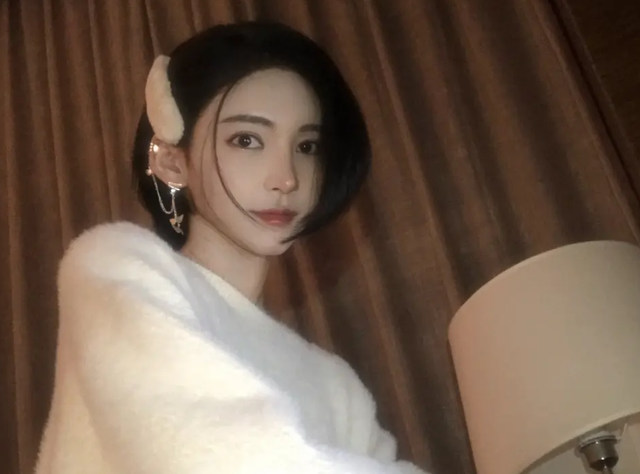 网红李由是男的还是女的