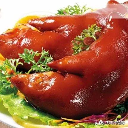 华县都有什么美食街（我应该带点国内的什么特产当随手礼）