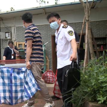 休学一年能提前一个月回去吗？